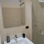 Monti לינה וארוחת בוקר