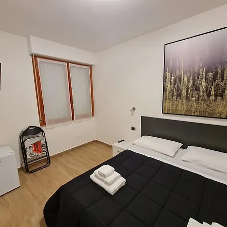 Monti לינה וארוחת בוקר